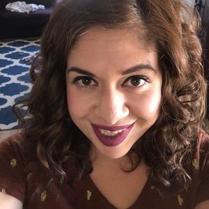 Meet your Posher, Alexandra